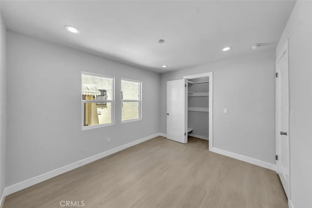 2049 W 71st Street, Los Angeles, California 90047 home-pic-14